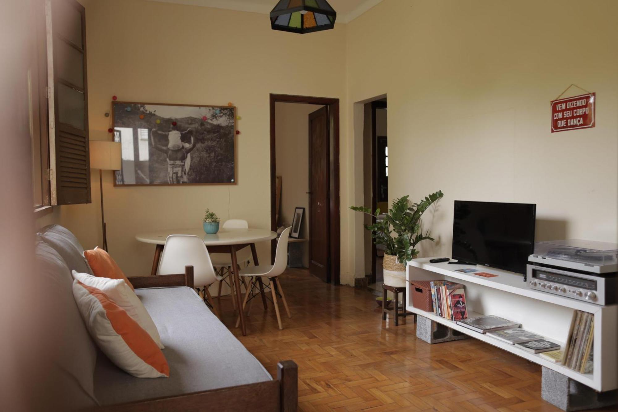 Quarto Casal Com Janela Casa Caramel Belo Horizonte Kültér fotó