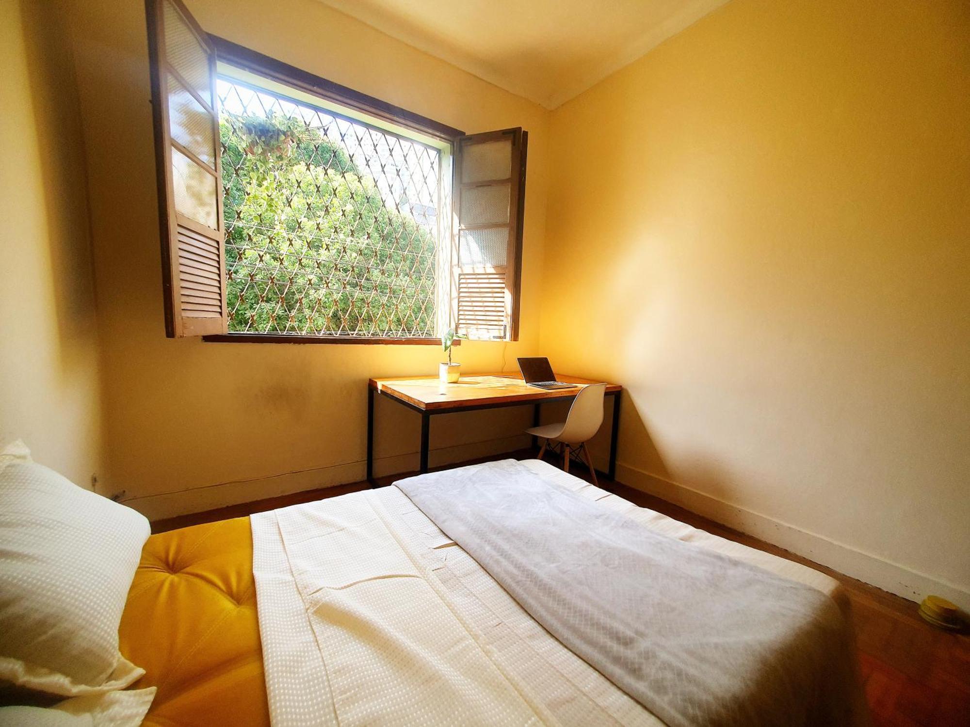 Quarto Casal Com Janela Casa Caramel Belo Horizonte Kültér fotó